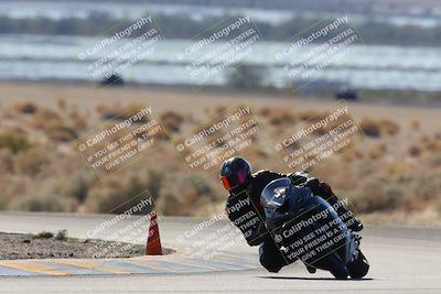 media/Dec-18-2022-SoCal Trackdays (Sun) [[8099a50955]]/Turn 7 Backside (1125am)/